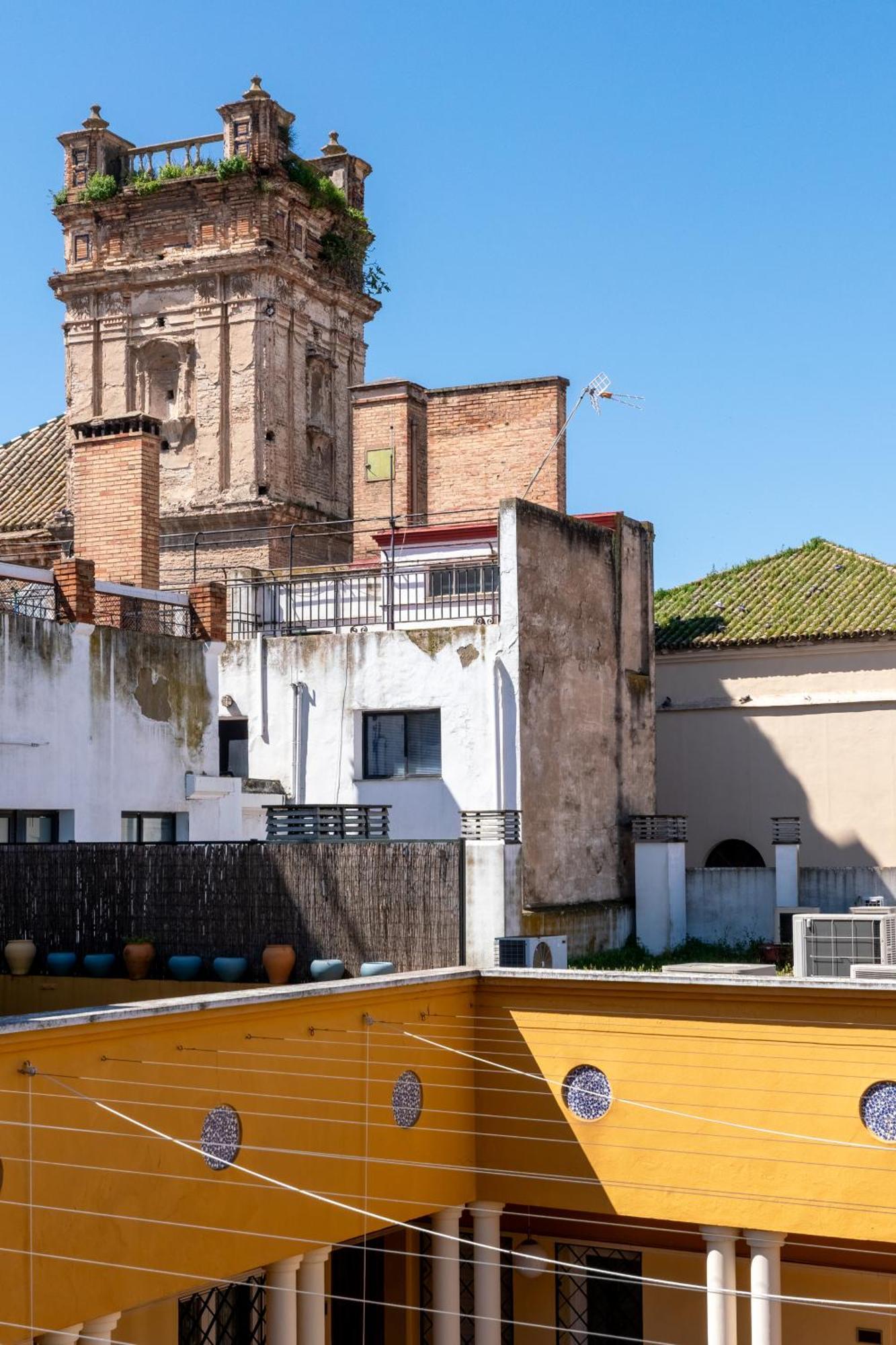 San Vicente-Museo Apartamento Seville Exterior photo